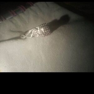 STERLING SILVER RING SIZE 7